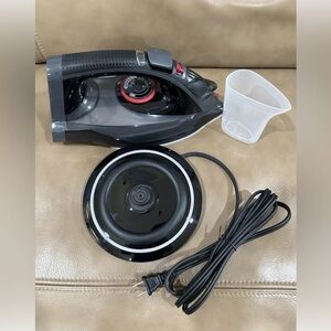 OMAIGA Cordless Iron, 1500W Cordless Iron with Steam for Clothes with 11.84oz